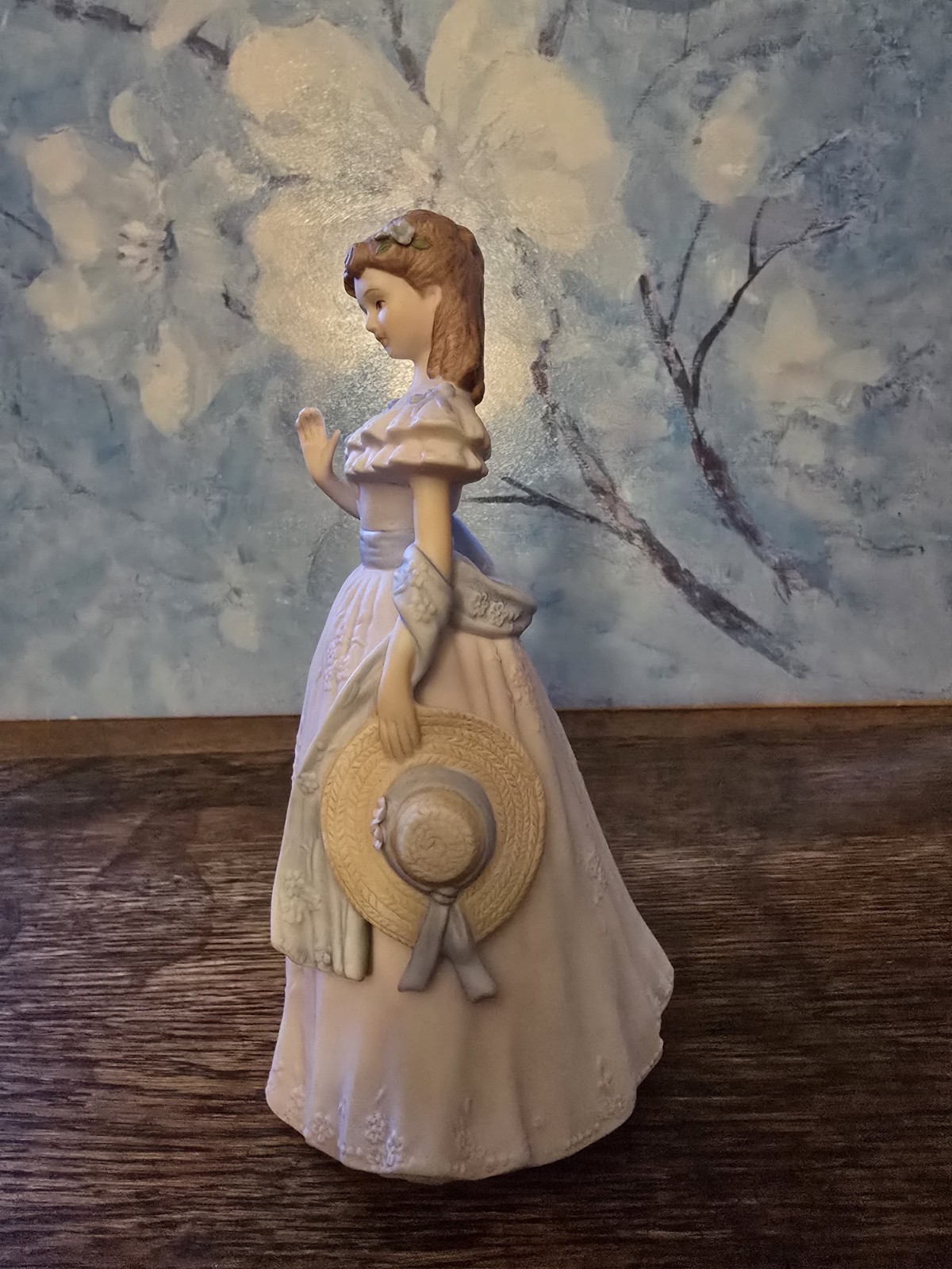Home Interiors Masterpiece Porcelain Sarah Jane Woman Figurine 9in 1998
