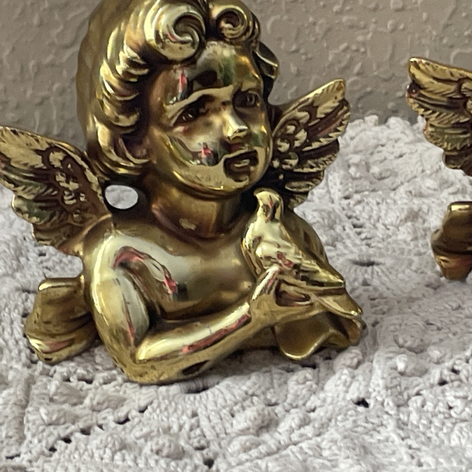 2 Vintage Ceramic Gold Cherub Angels Shelf Sitters Bright Beautiful NUMB #E-2550