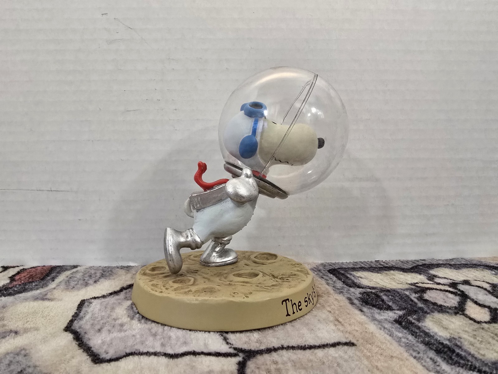 Peanuts Snoopy “The Sky’s the Limit” Hallmark Gallery Figurine
