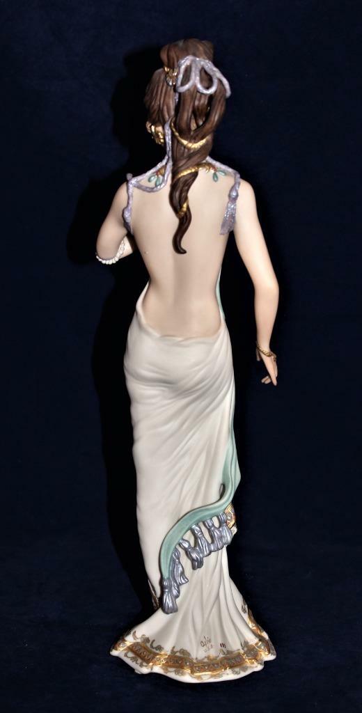 Cybis Porcelain Queen BATHSHEBA Biblical Character 14 3/4″ Tall LE 135/500