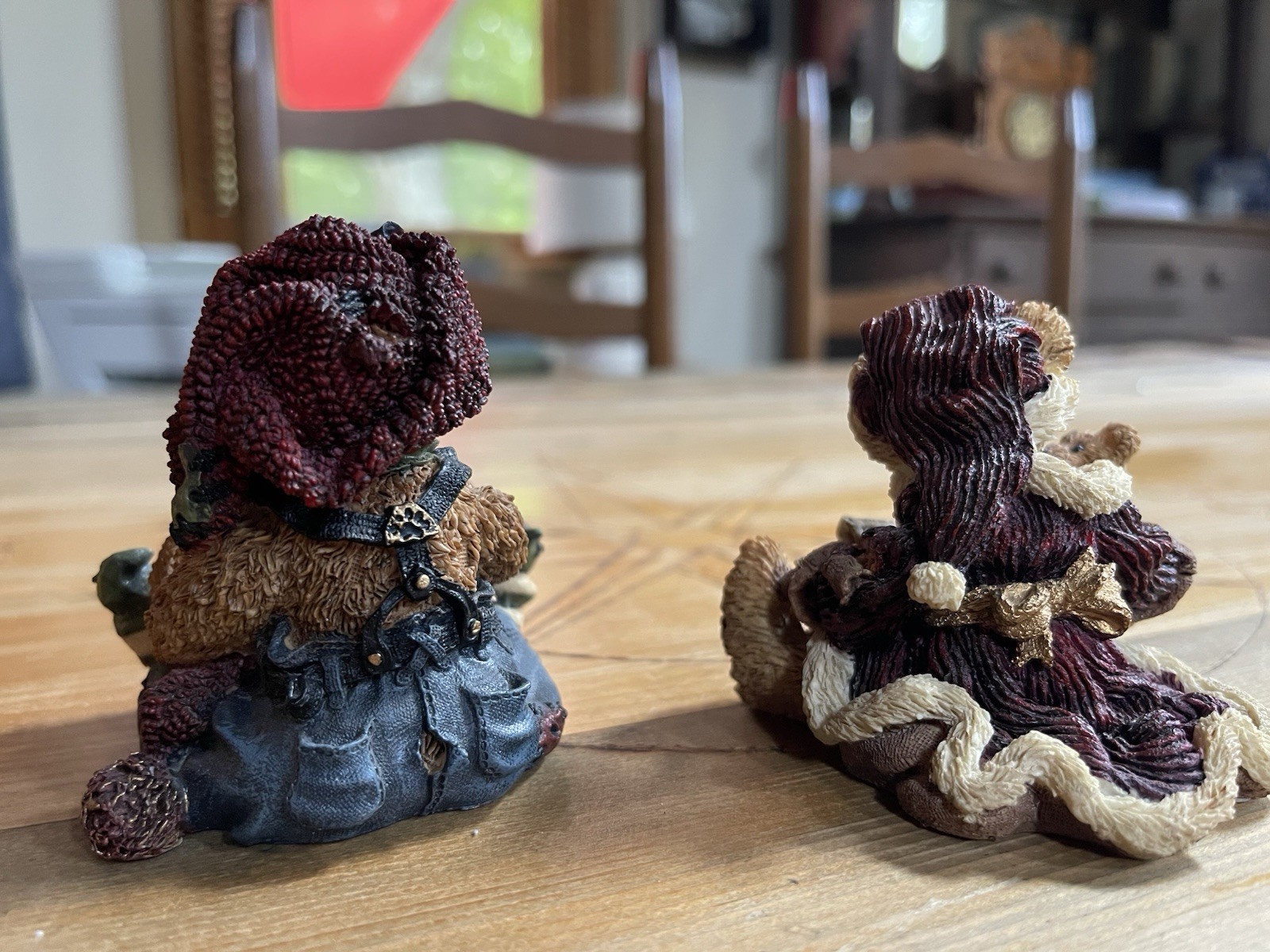 Boyd’s Bears Resin Christmas Lot Of 2 Edmund Elf & Kringle & Bailey List