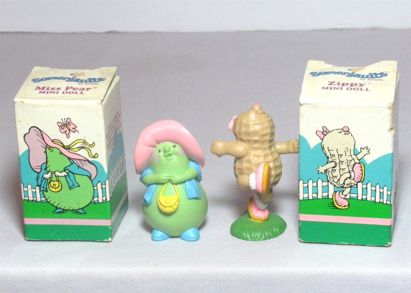 Vtg 80s Orig Box Avon Somersaults Mini PVC Figurines Zippy & Miss Pear