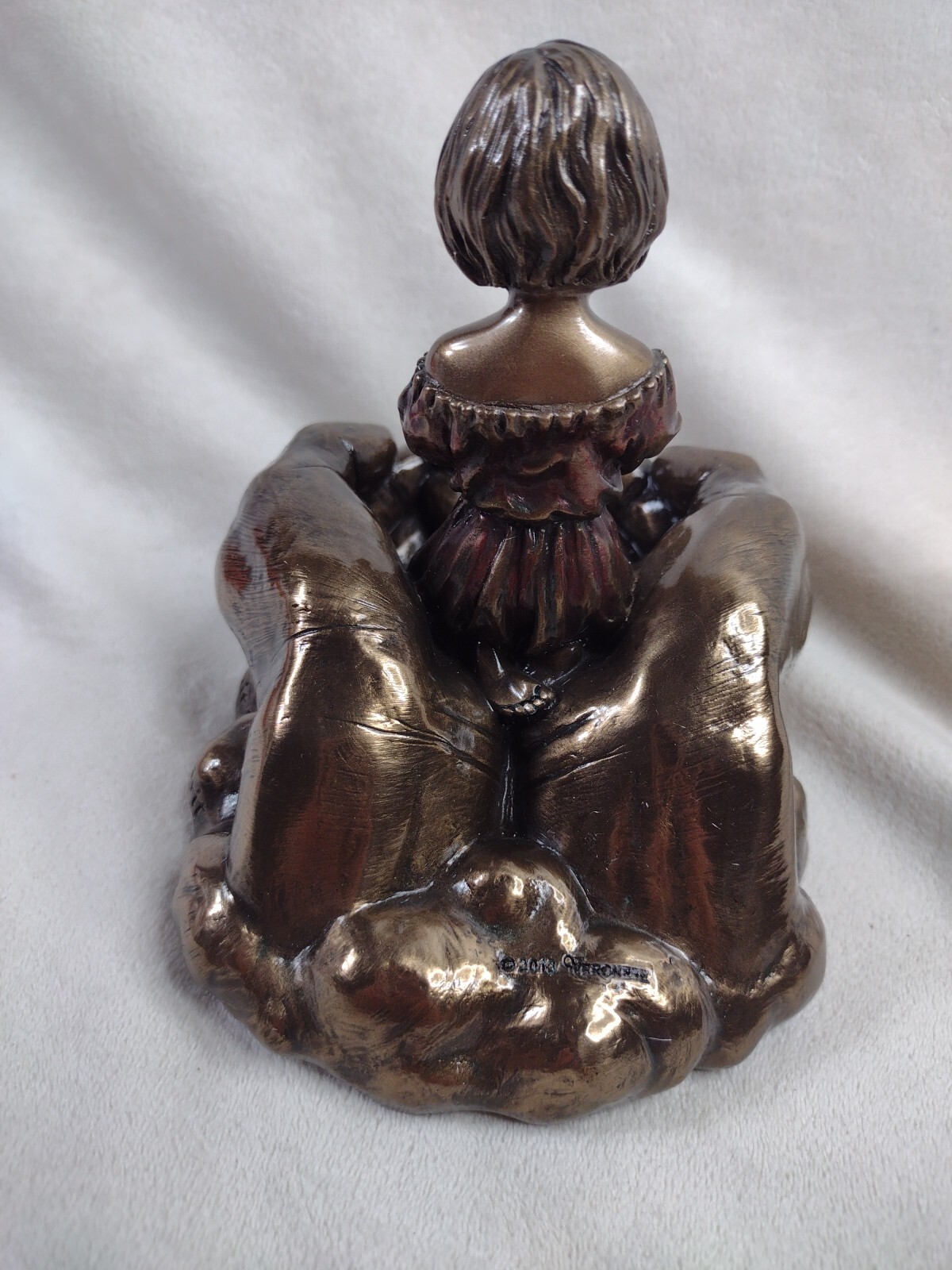 Museum of the Bible Praying Girl Statue Christian First Communion Gift Veronese