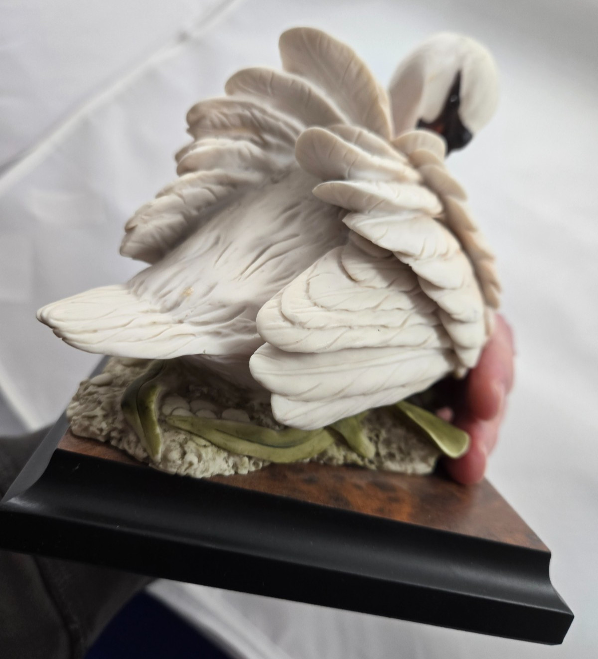 Giuseppe Armani Porcelain Swan Sculpture Florence Italy Figurine Art 0715-S
