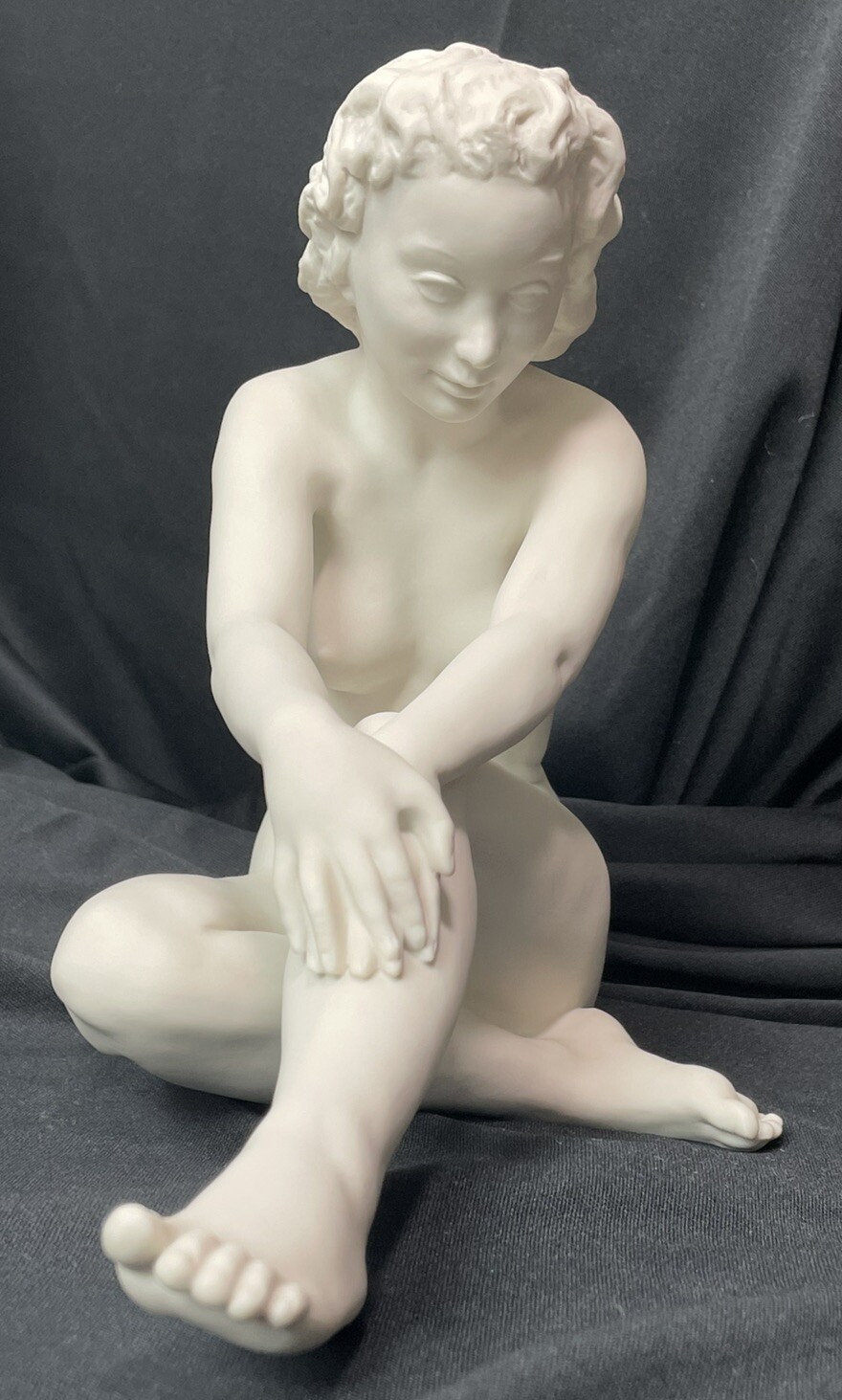 HUTSCHENREUTHER Porcelain Bisque Nude Seated Woman by CARL WERNER Germany Mint!