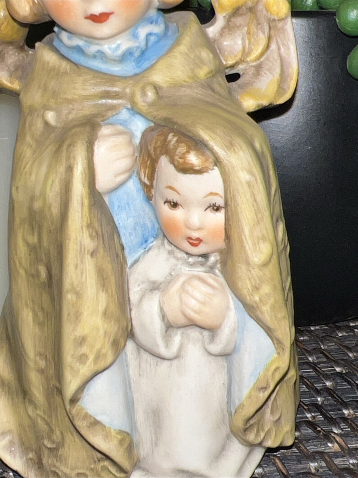 Goebel Hummel Janet Robson Creation 1959 “Guardian Angel” Figurine Rob 410