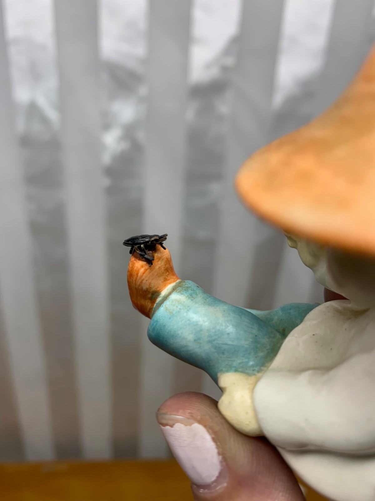 Vintage Goebel Hummel Figurine TMK-1/TMK-2 Full Bee 1950-1959 Asian Boy with Fly