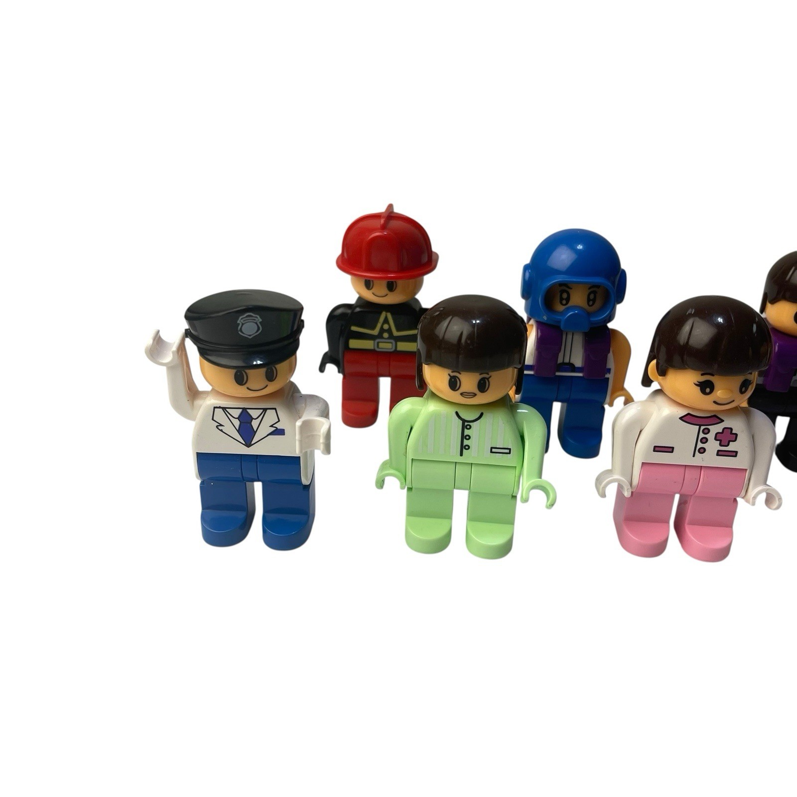 Lot of 9 UNBRANDED Mixed Minifigures Mini Figures 2.5” Tall