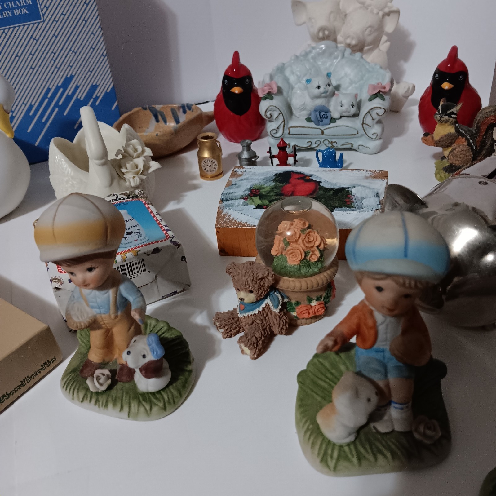 Lot of Collectibles Sculptures & Figurines, Used, Vintage, See photos
