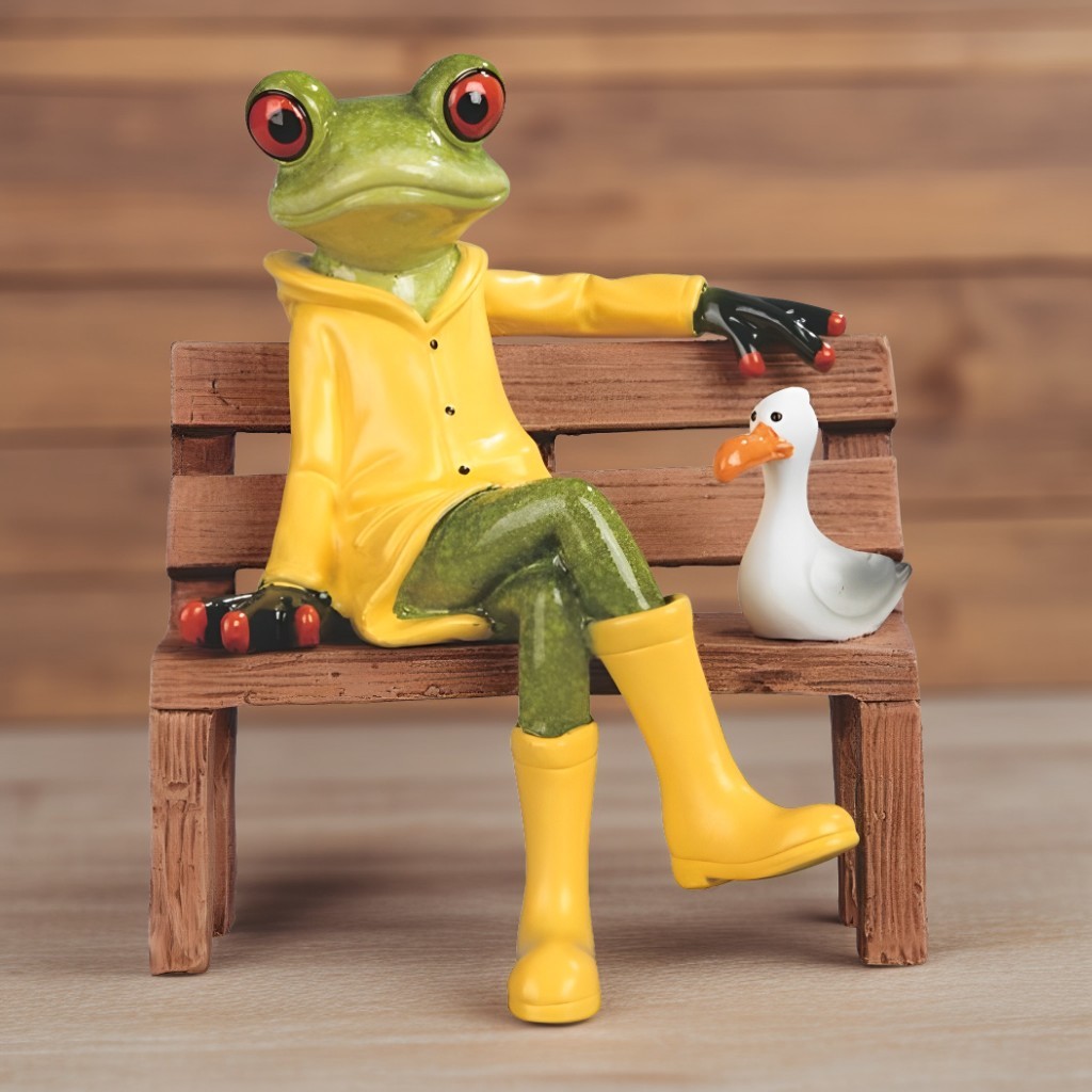 5.25″H Frog in RainCoat Figurine Ornament Home Decor Unique Gift