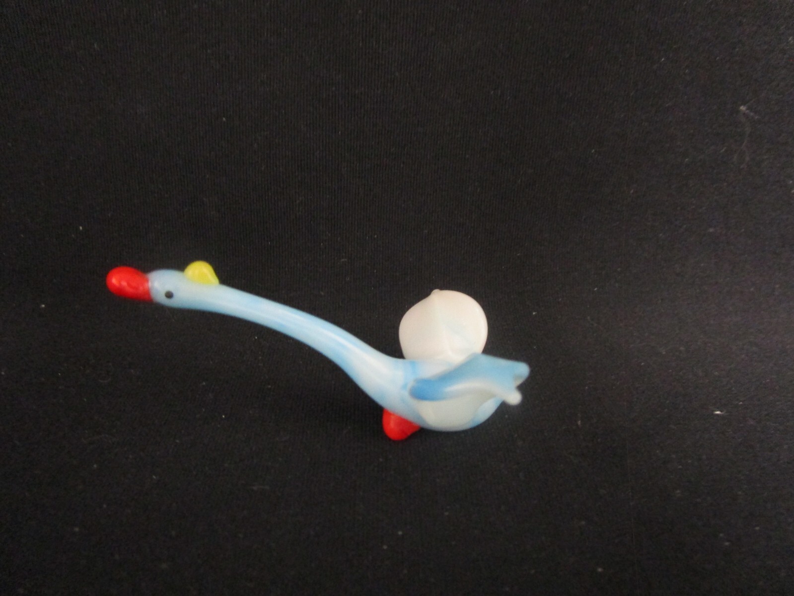 Mini Blown Glass Figurine, Blue, White & Red Swan In Flight, 2 3/4″ Long, Japan