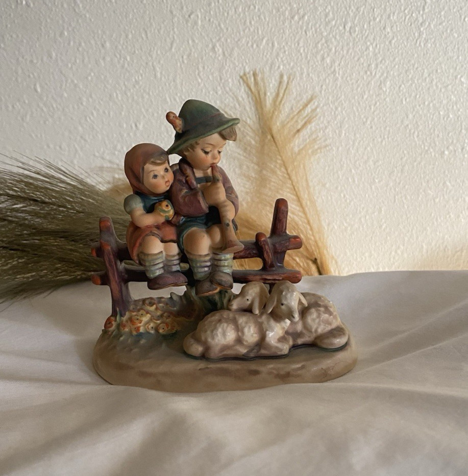 Hummel #99 Figurine EVENTIDE TMK5 Boy & Girl Fence Lambs Germany 5″ Tall 1950’s