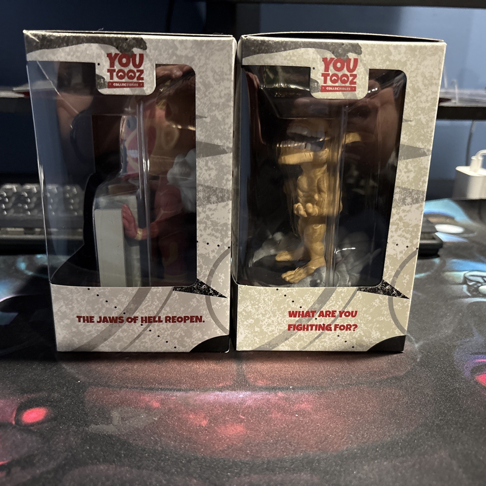 Youtooz: Attack on Titan Collection – Colossal Titan & Titan Eren Figure Anime