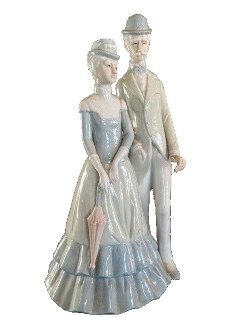 Lenwile Ardalt 7435 Elderly Couple Porcelain Figurine w/ Music WORKING Musical