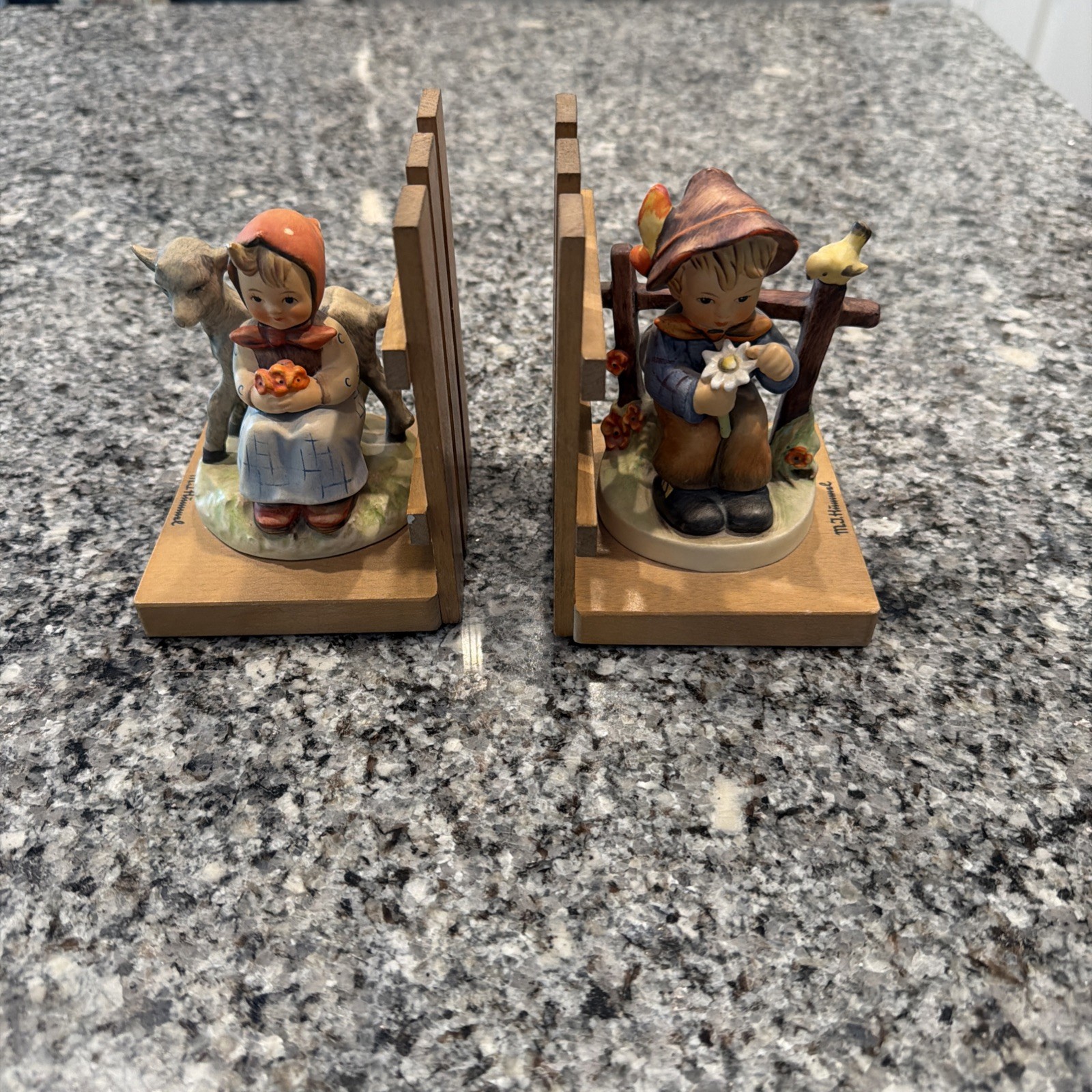 RARE Hummel She Loves Me Not #251B Good Friends #251A Bookends