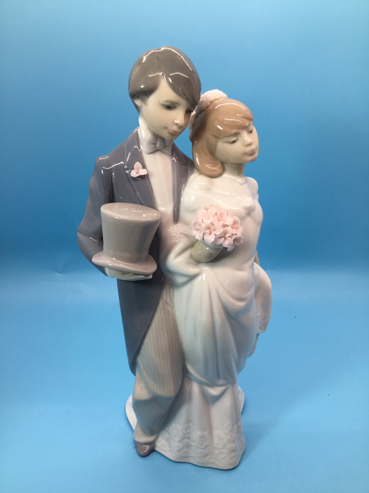 Lladro Boda Wedding Bells Bride Groom Figurine with Original Box Made in Spain