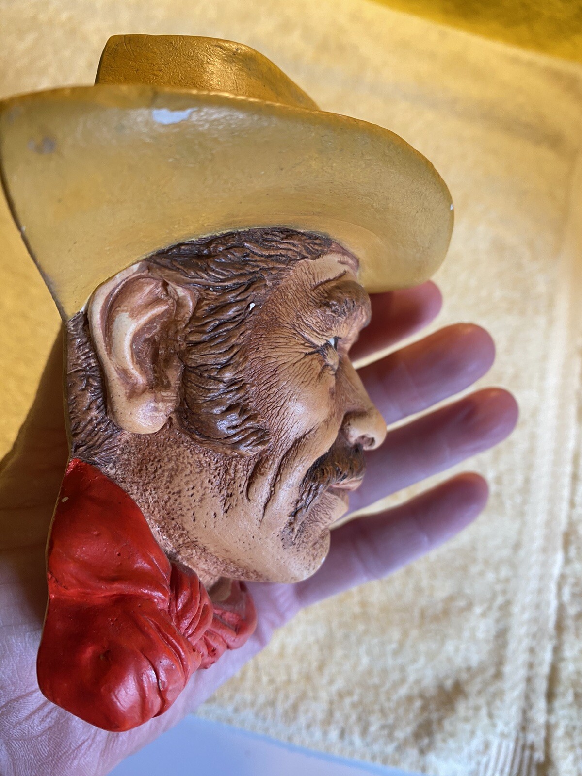 Vintage Chalkware Wall Hanging Cowboy Head Bust 5 x 5 x 3 FR/SHP