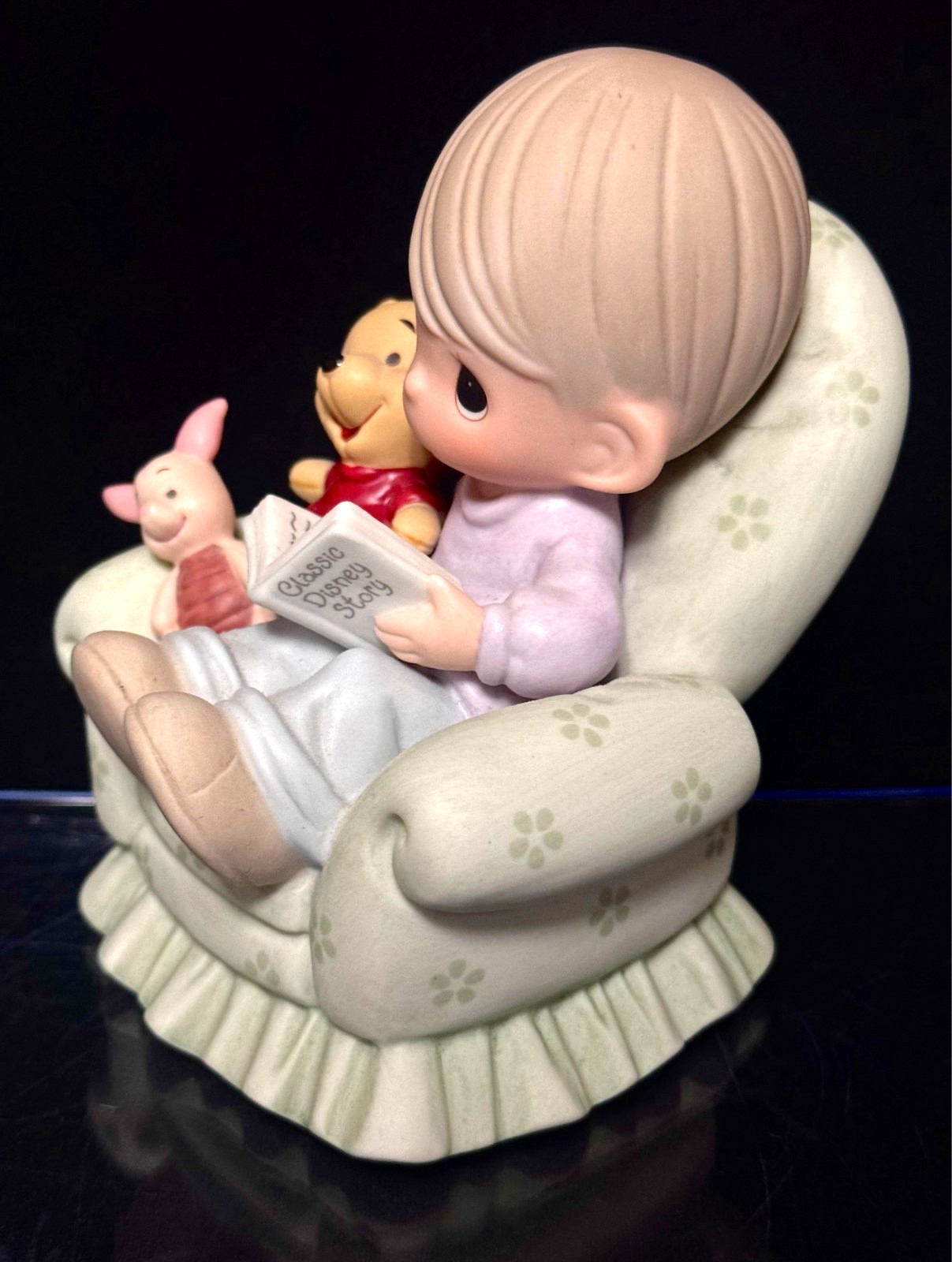 Precious Moments Disney Pooh Figurine Everything’s Better With A Friends 2005