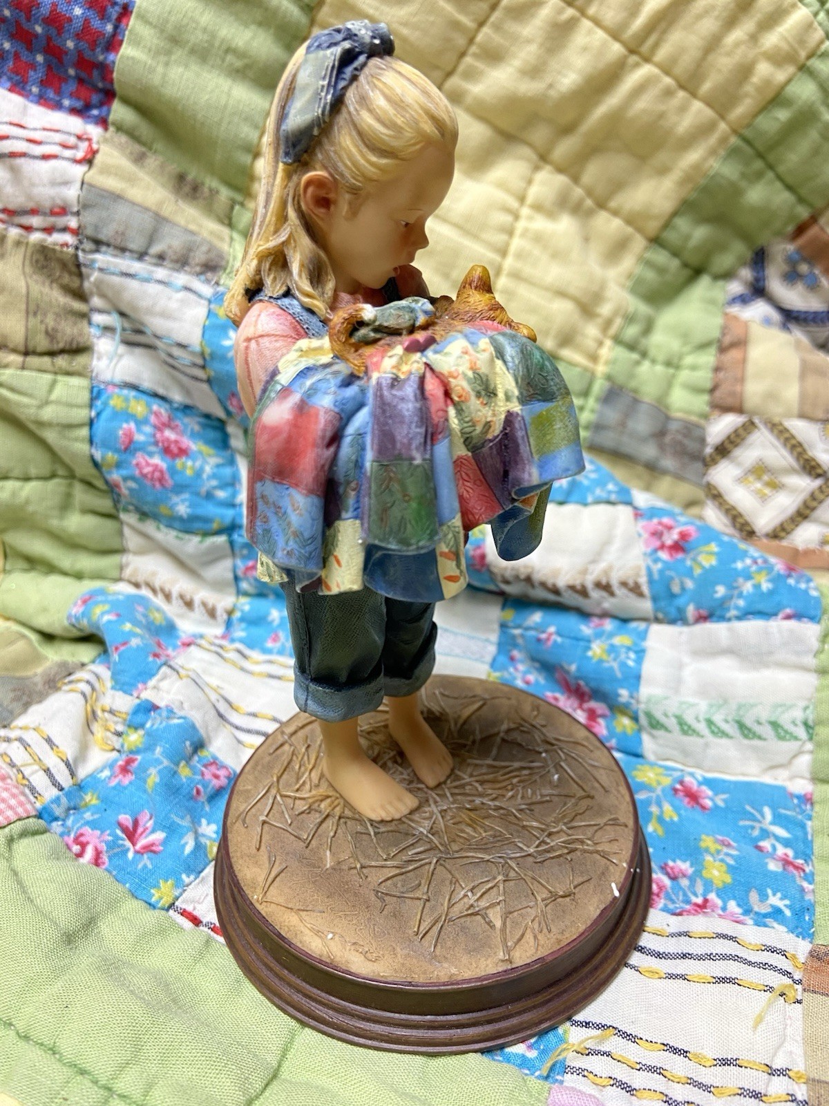 Mama Says…. Guard Your Treasures Figurine Demdaco Girl w/ Kitten 2003