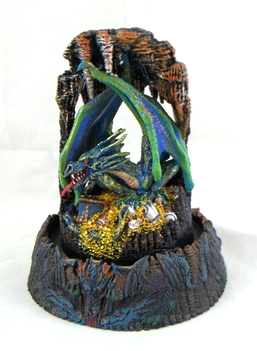 DRAGON LAIR 5.5″ Michael Whelan Franklin Mint Dragon with Dome Limited Edition