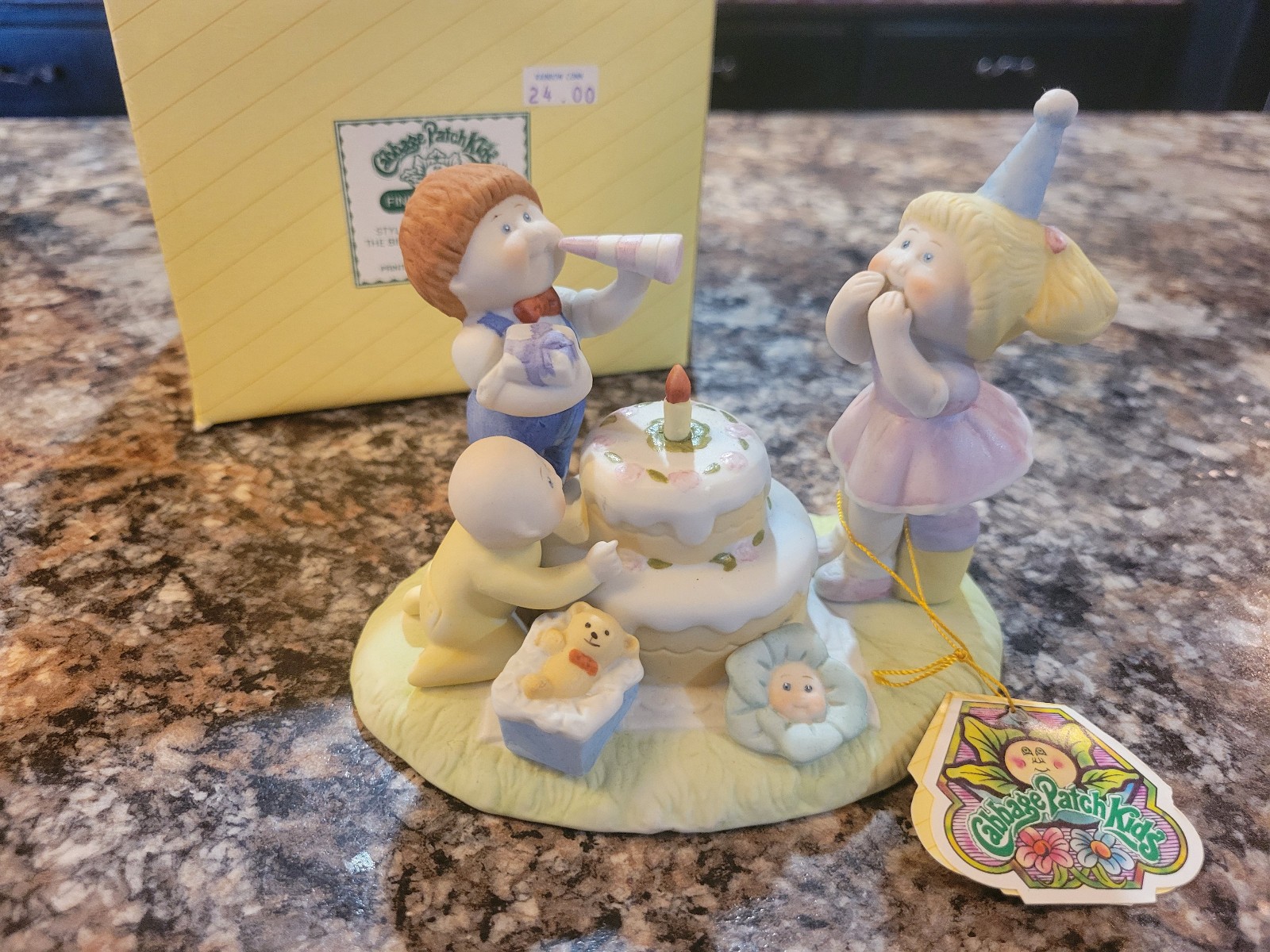1985 Cabbage Patch Kids #5021 Porcelain Figurine Birthday Party w/ Box