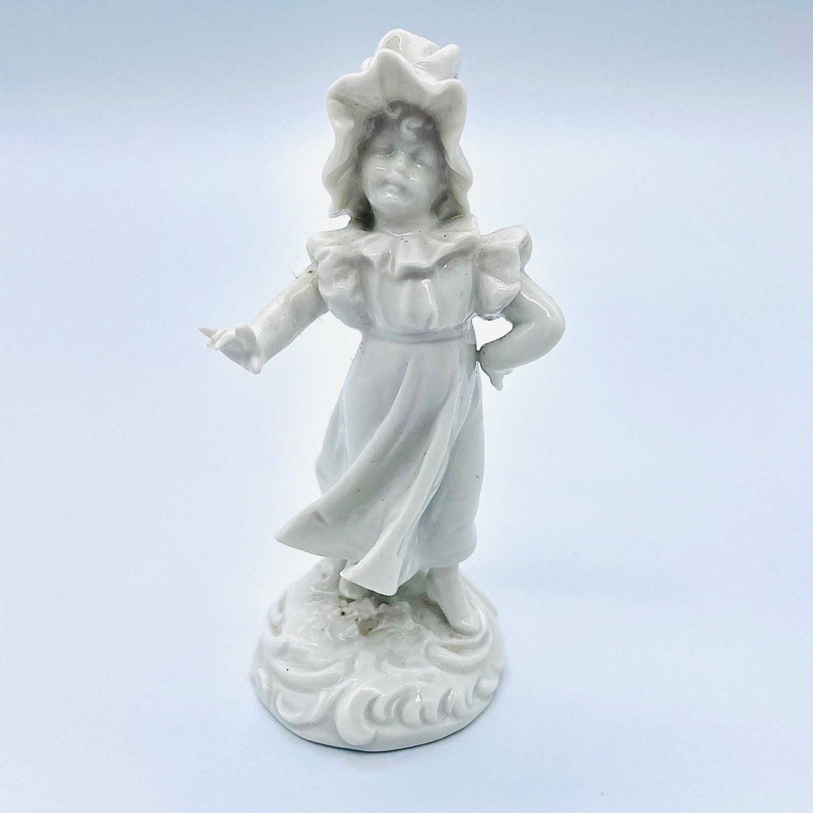 Capodimonte White Porcelain Girl Figure Farmer