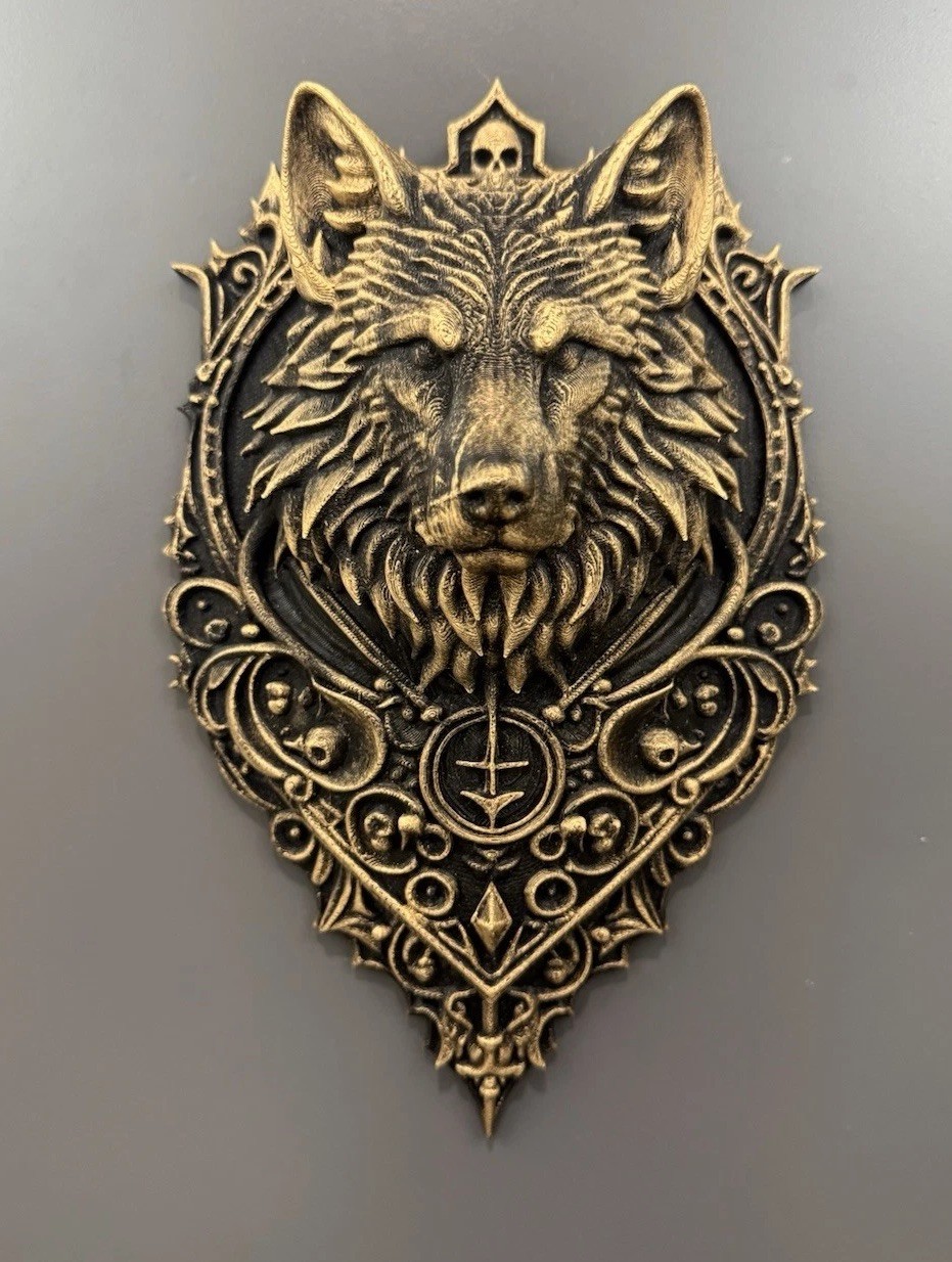 Hand Painted Gothic Wolf Wall Plaque Decorative Wolf Head Wall Art Home Decor