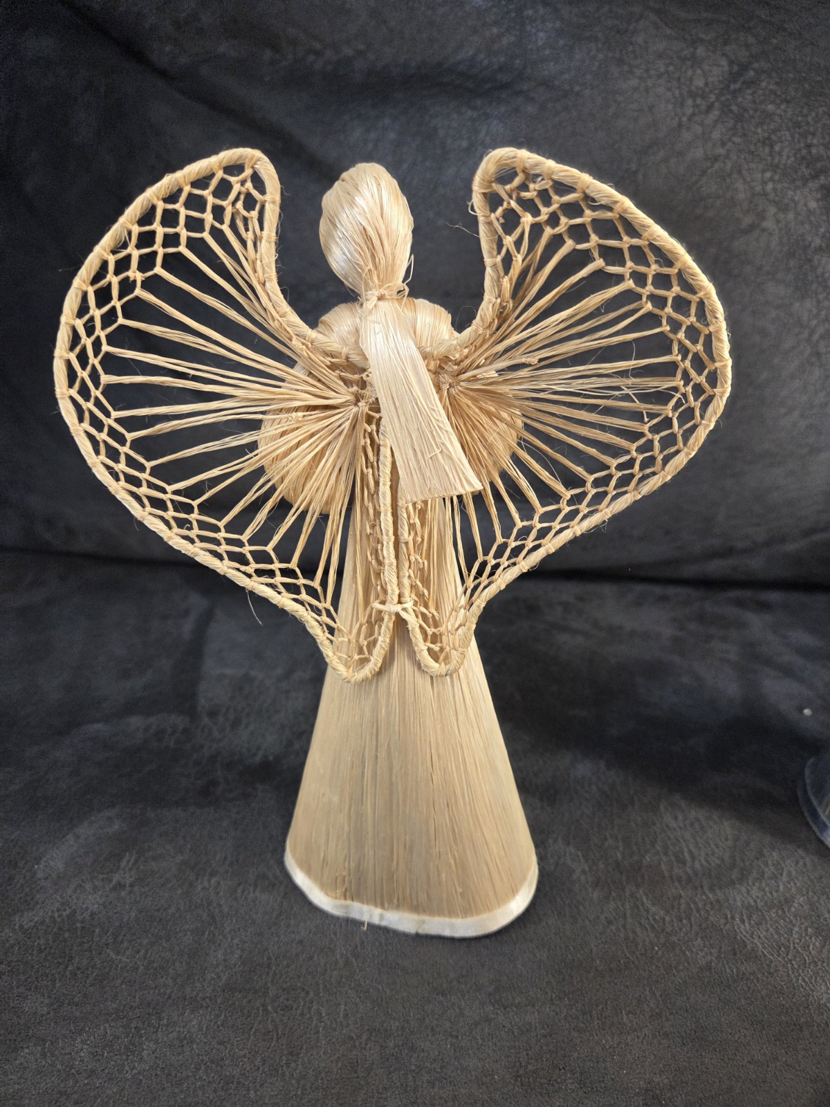 ​2 Vtg Straw Angel Figurines Philippines Handcrafted Praying & Book 9” Natural