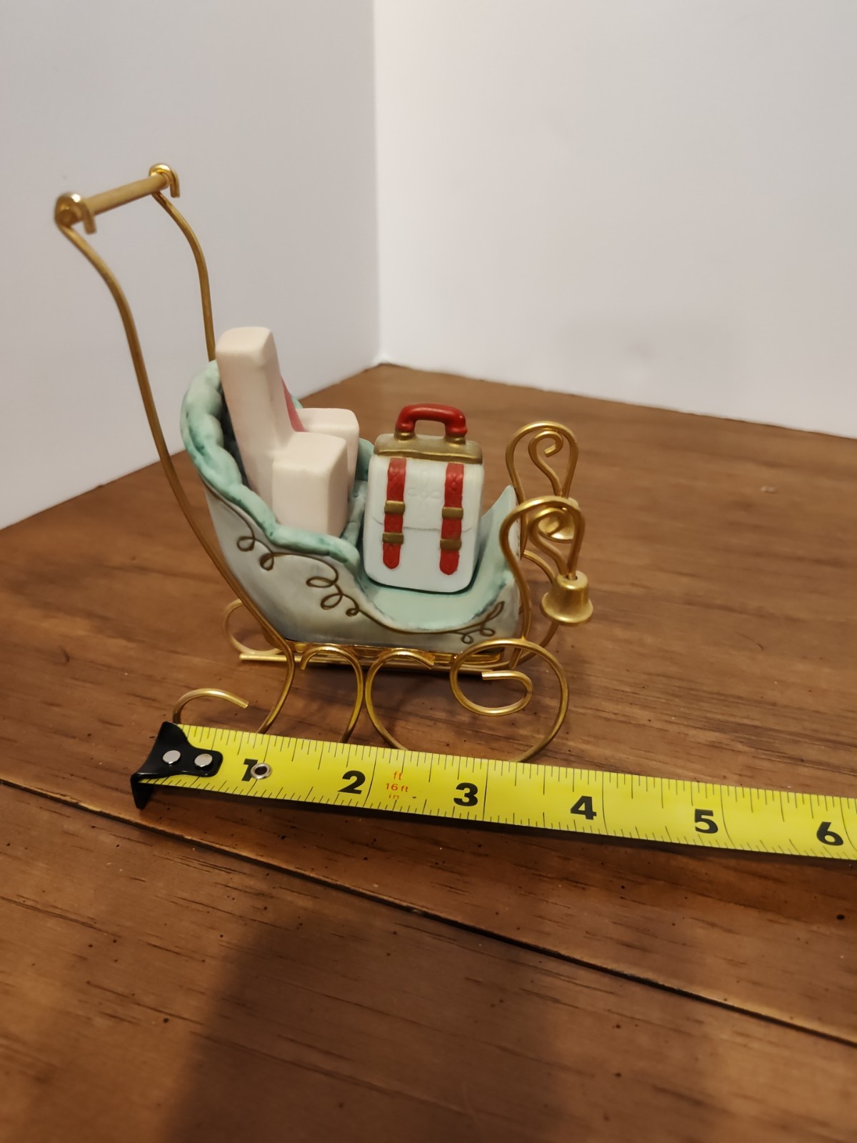Vintage 2003 Avon Mrs. Albee Award Christmas Porcelain Figurine, & Sleigh