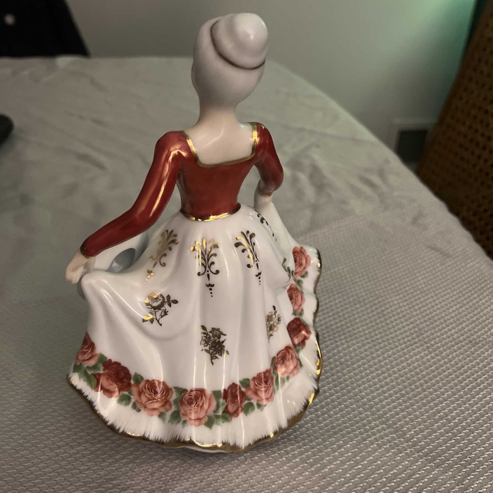Vintage Porcelain Victorian Lady Figurine Red Roses and Gold Trim 8 1/4″ high