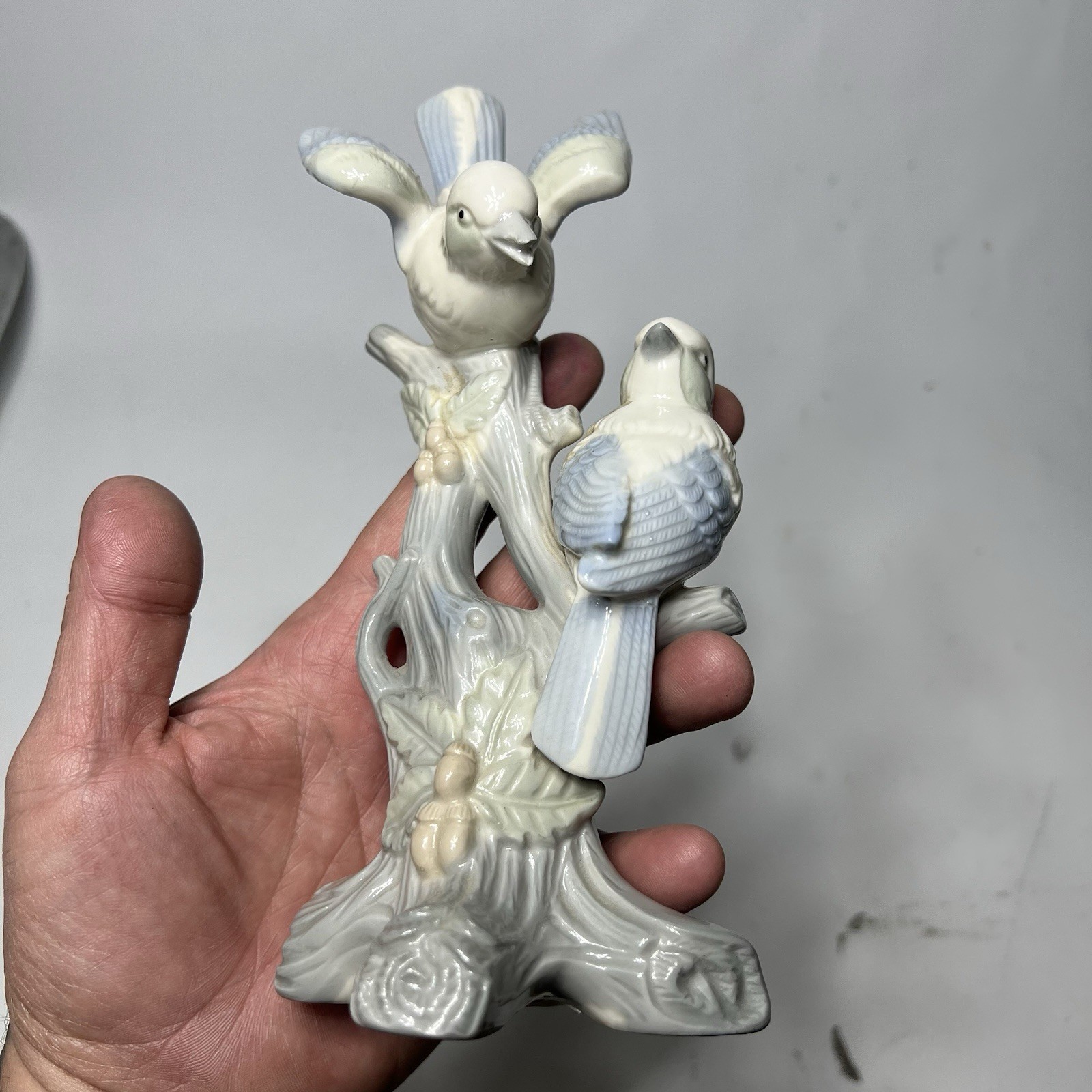 Vintage Artmark Blue Jay Bird Ceramic Figurine Baby Birds Nest