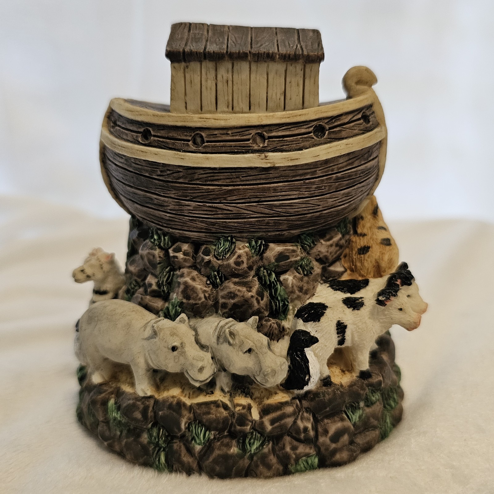 Noah’s Ark Figurine With Animals. 4 In Tall. Bible Religious Decor