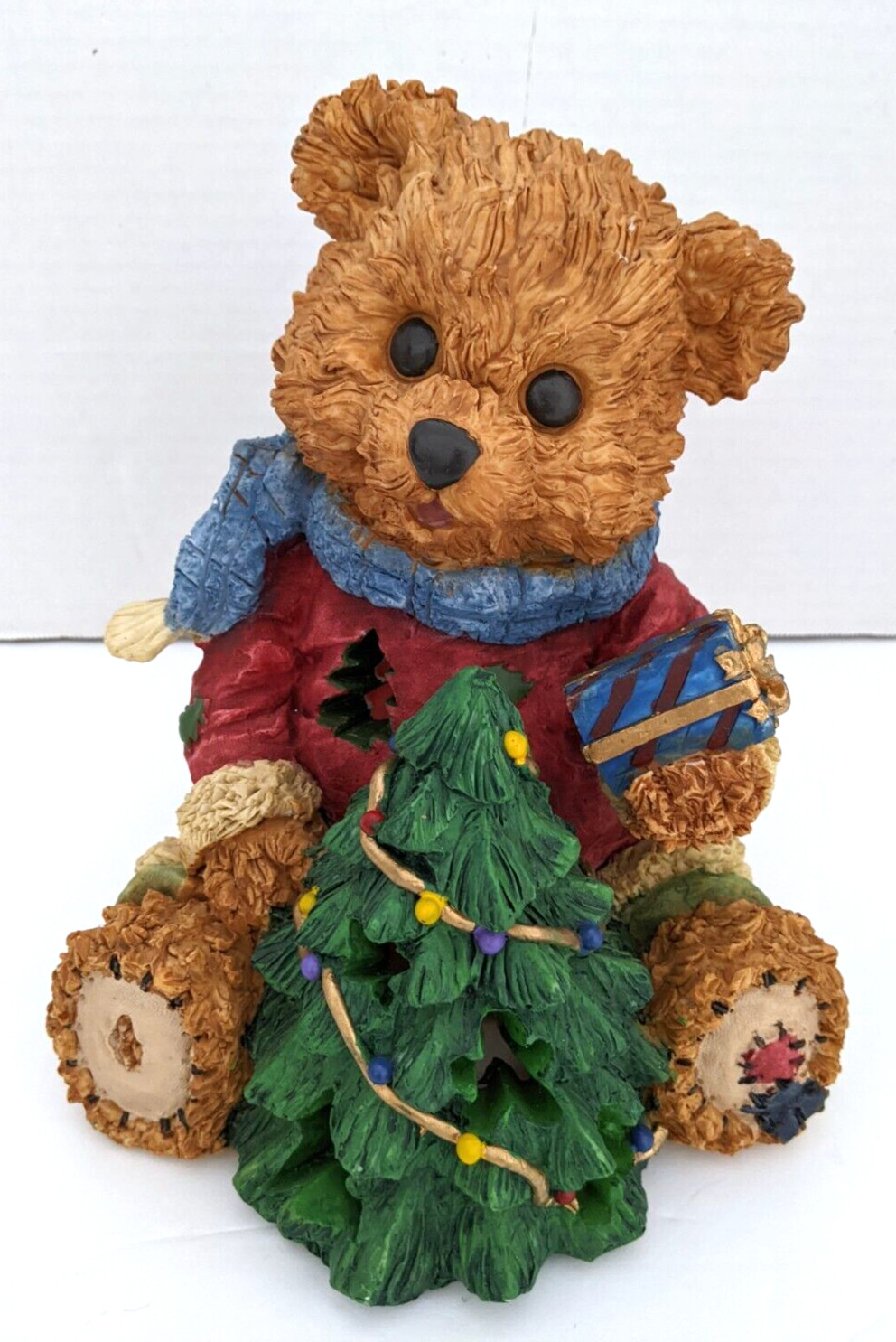 Resin Light Up Night Lite 9″ Santa Bear with Christmas Tree and Gift
