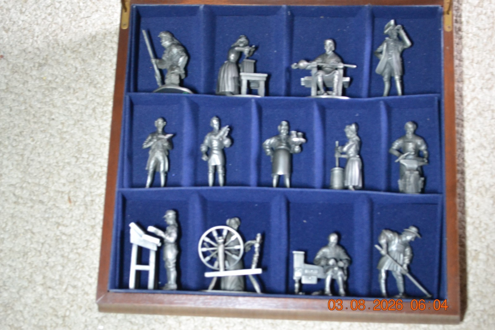 Franklin Mint The People of Colonial America 13 Pewter Figurines in Wood Case