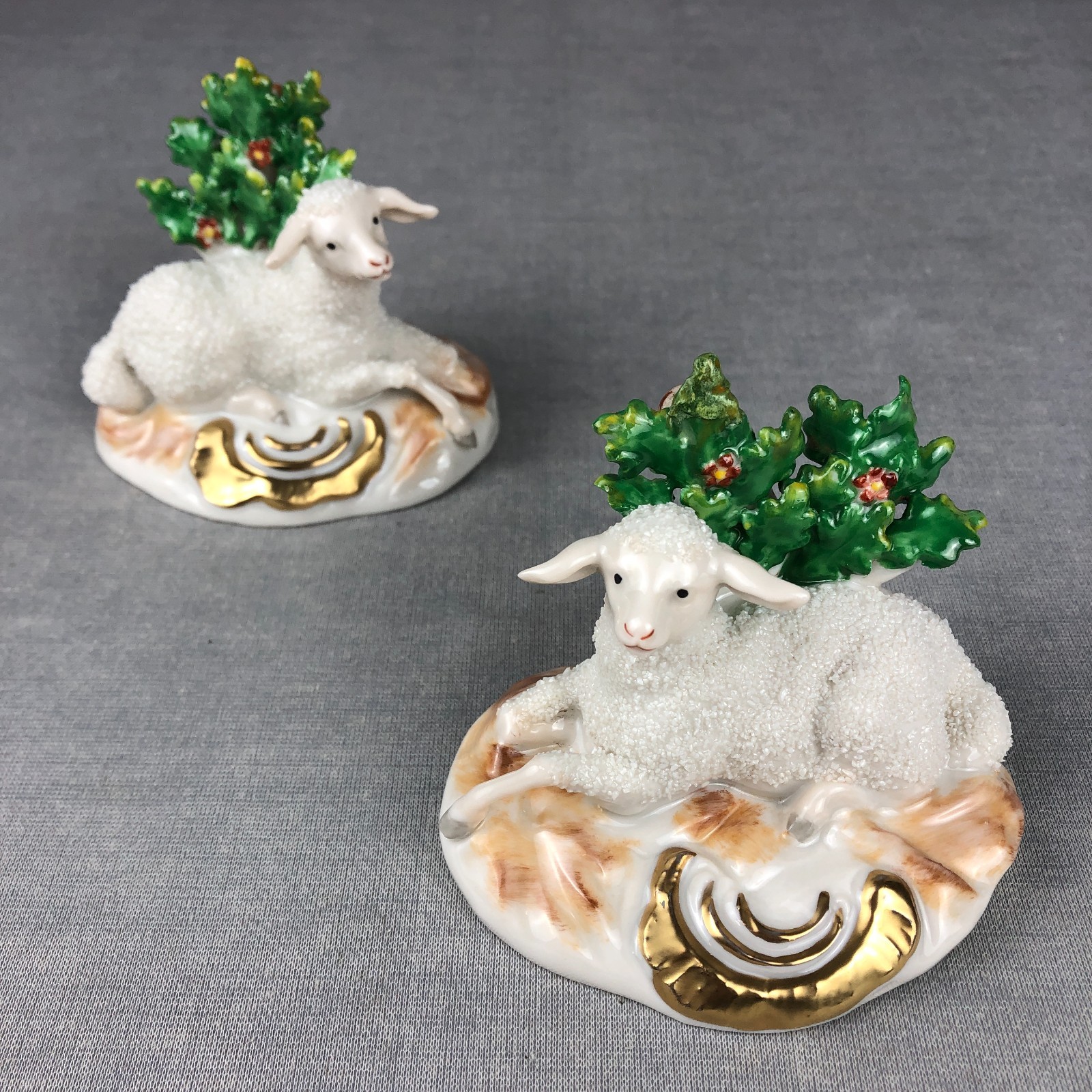 Samson Porcelain Bocage Confetti Chelsea Sheep x2 Repro Late 19th Gold Anchor