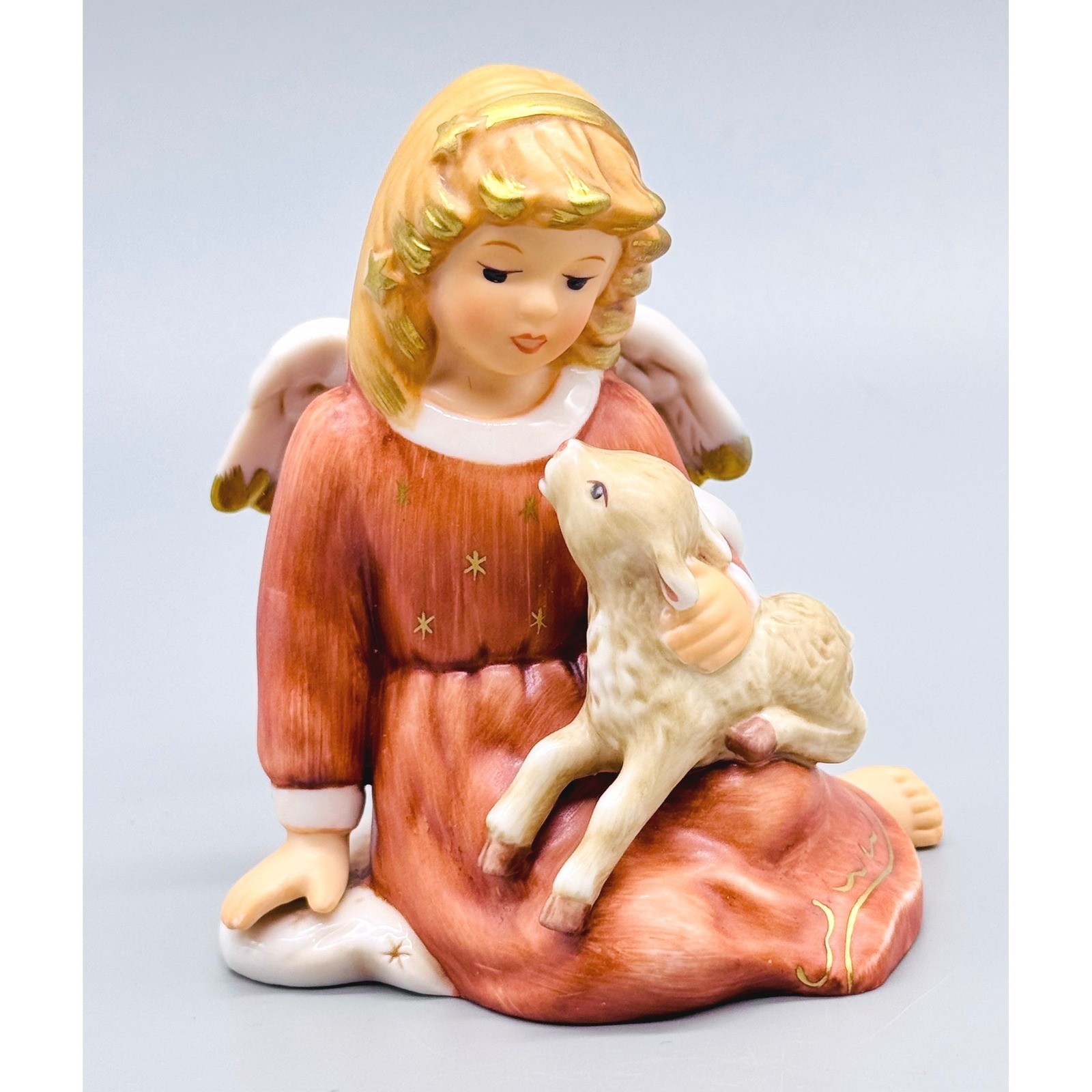 Goebel Little Shepherd Annual Angel 2001 Limited Edition Figurine 1238/20,000