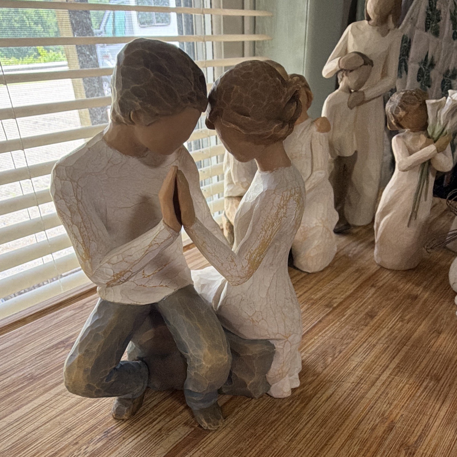 Willow Tree Around You Figurine Susan Lordi 2012 Hand Painted Resin Couple