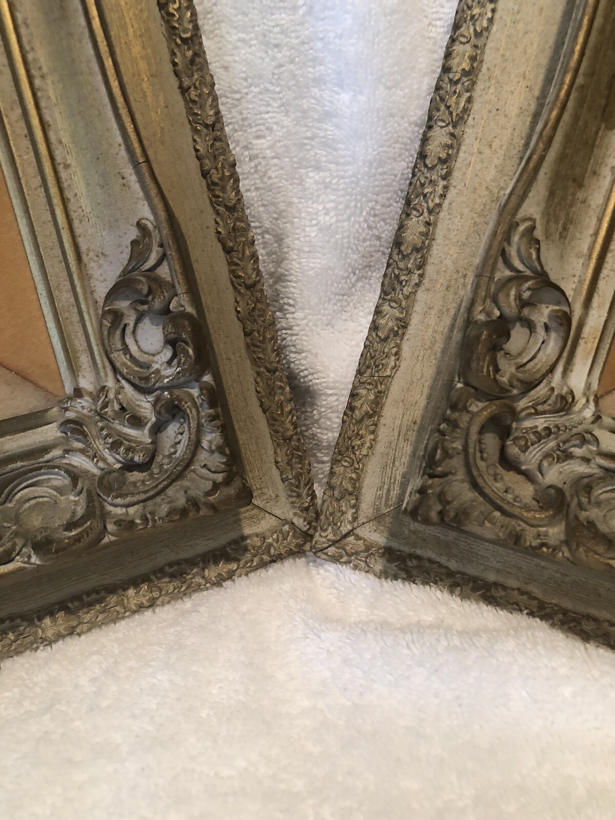 VTG Porcelain Bisque Heart Sculpture Wall Hanging on Velvet (2) Angels Framed 3D