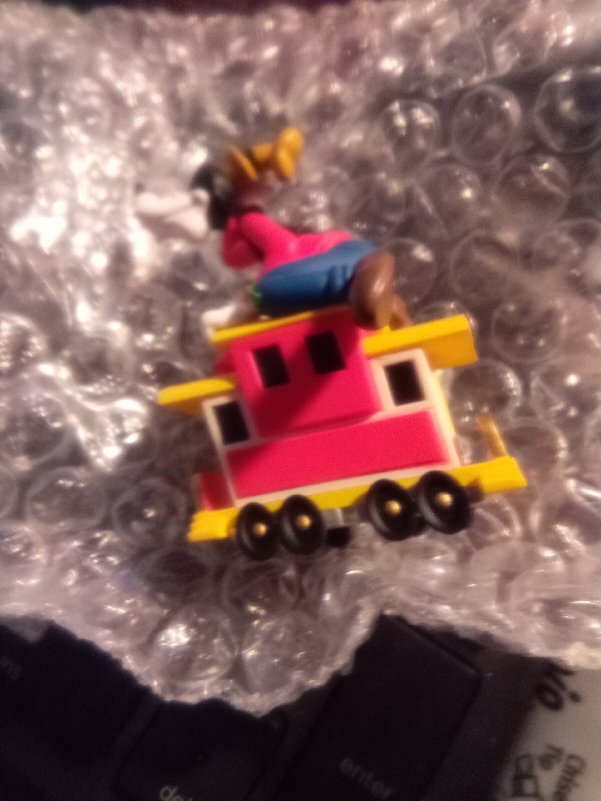 HALLMARK MERRY MINIATURES GOOFY’S CABOOSE 1998