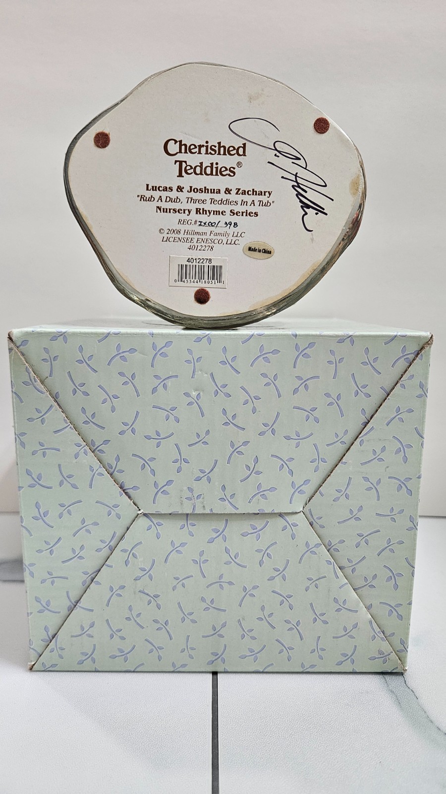 Lucas Joshua & Zachary 4012278 Rub A Dub Three Men In A Tub Signed Box Tags