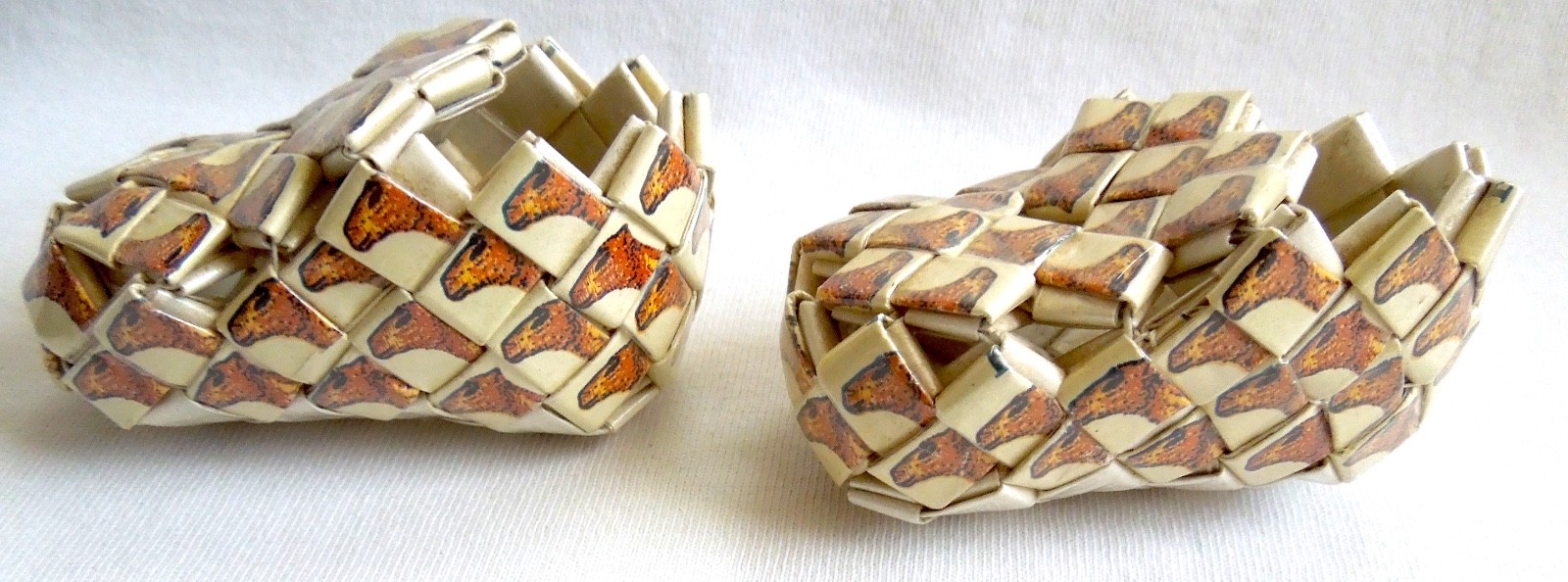 Camel Cigarette Pack FOLK ART* 3″ Miniature Shoes / Moccasins / Clogs* FREE SHIP
