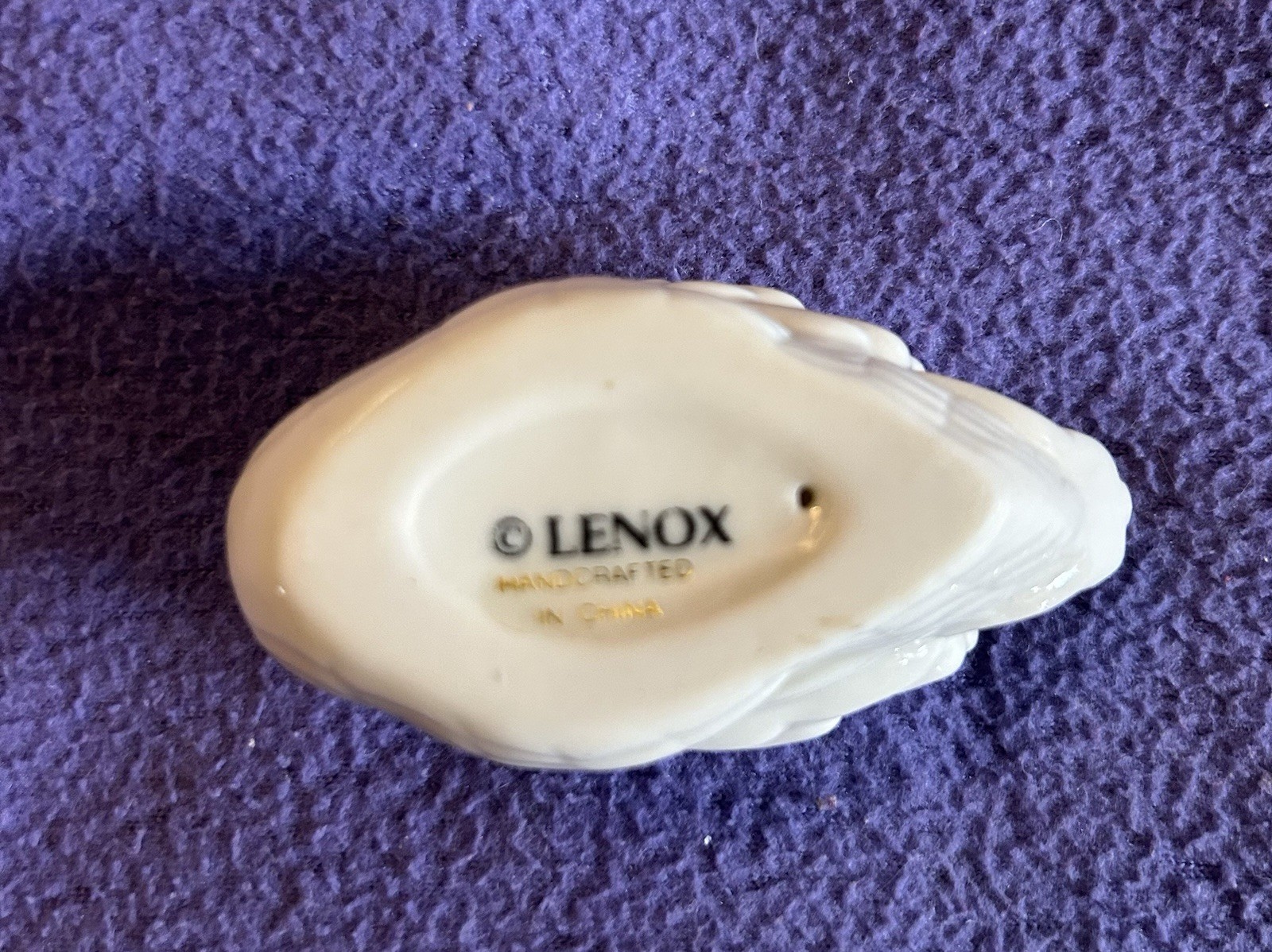 Vintage Lenox Porcelain Swan Place Card Holder/Cake Topper Ivory Broken