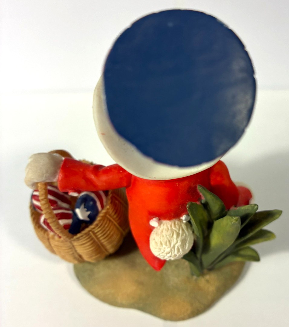 Enesco Peter Cottontail 2000 Golden Books Figure Jly 4th Patriotic Rabbit 796646