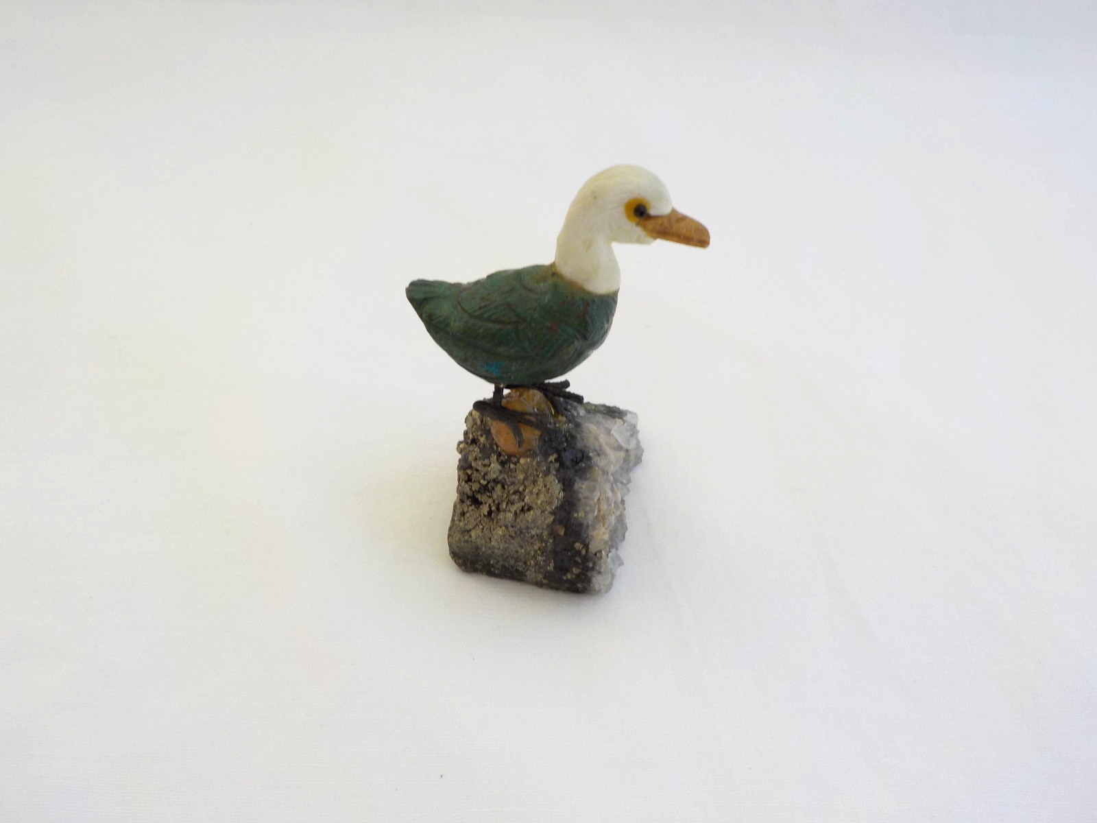 Vintage Extra Small Duck Hand Carved Stone Bird Figurine 2.25″Tall Green White