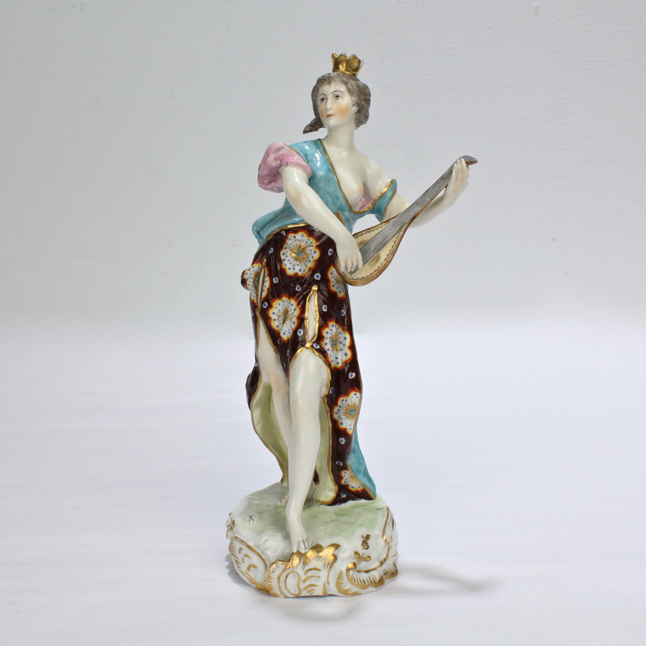 Old or Antique Samson Porcelain Faux Chelsea Figurine – Allegory of Music.