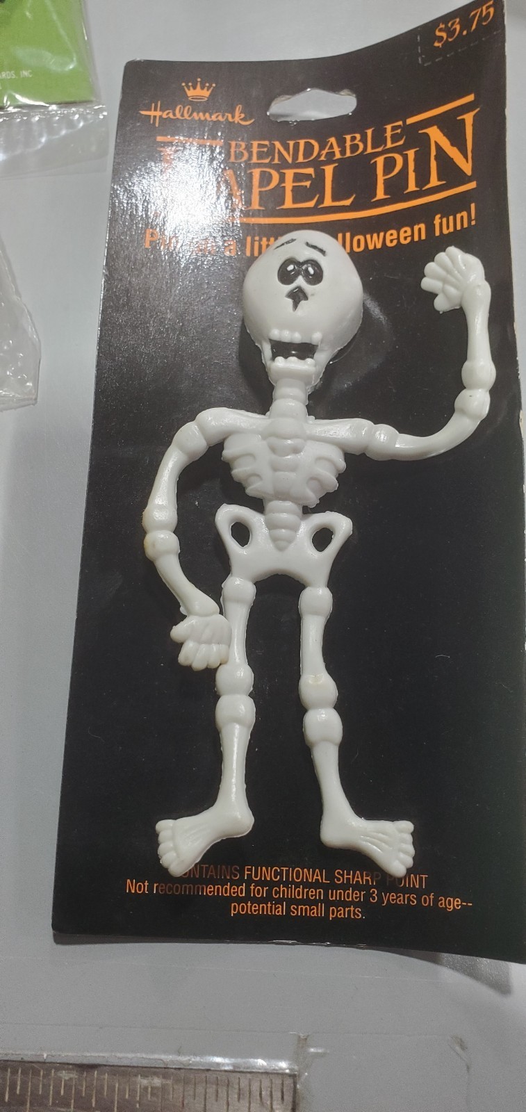 Hallmark Halloween Bendable Skeleton Lapel Pin Mint on Card