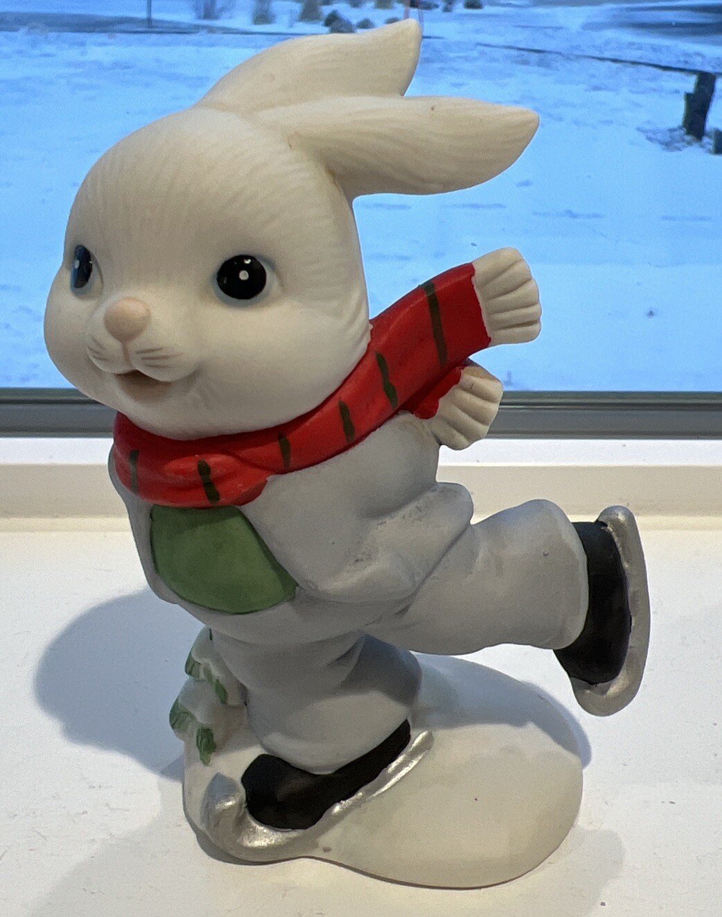 Homco Ice Skating Bunny Rabbit Boy Christmas Figurine 5305 Winter Christmas