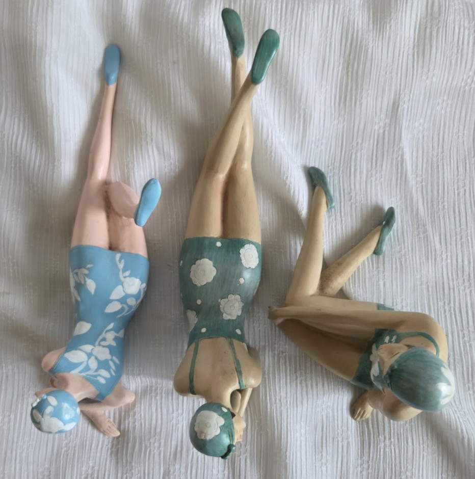 3 Art Deco Bathing Beauty Figurines Teal Blue Flower Swim Suit Retro Beach Babes