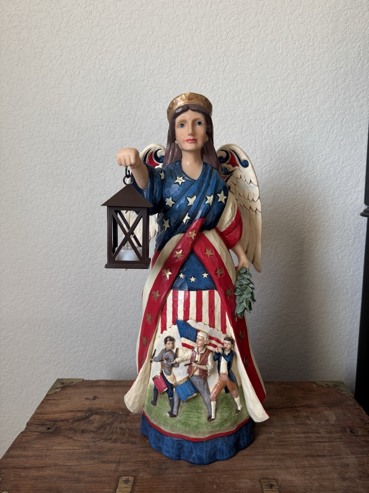 Jim Shore 20” Diorama Patriotic Angel Flag Dress Lantern Heartwood Creek 6003368