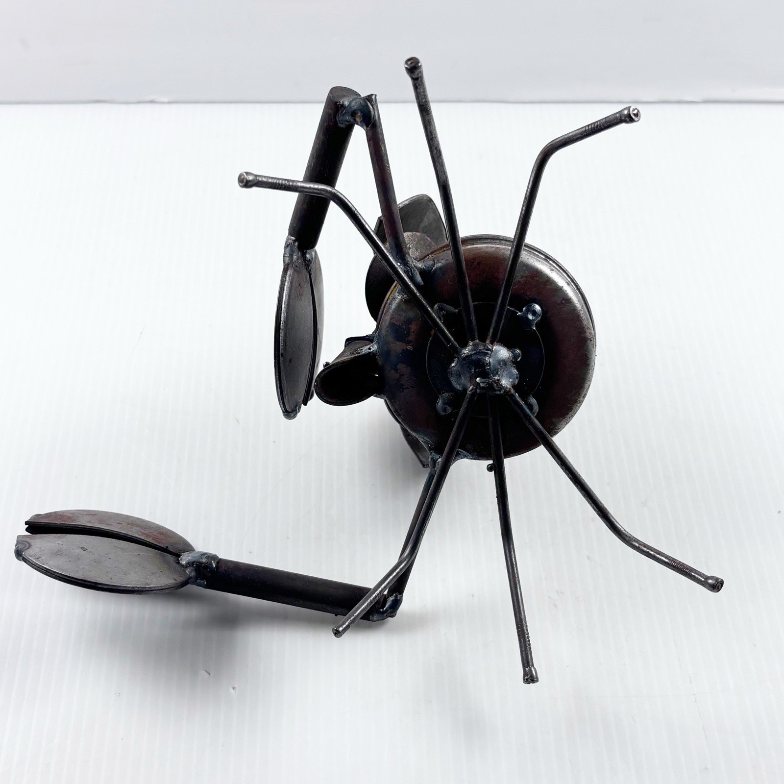 CRAB Metal Sculpture Figurine RED Glass Marble Eye Rustic Indoor Outdoor Garden
